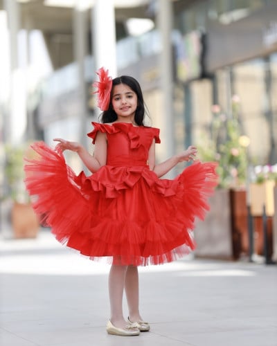 فستان اطفال باللون الاحمر