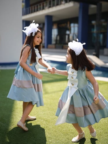 فستان أطفال بألوان فرائحيه من الشانتون