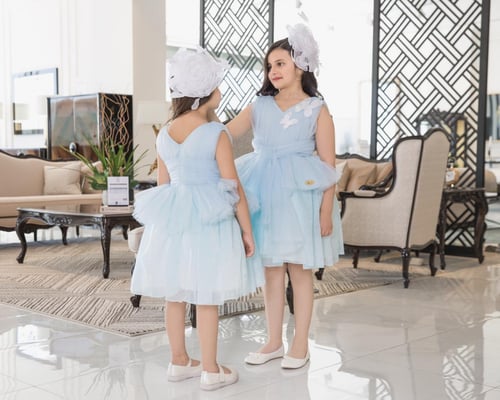 فستان اطفال مصنوع من الجازار والتل الفاخر