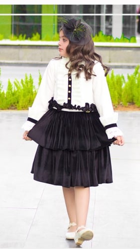 فستان أطفال بخامة الكتان والمخمل وكلفة الدانتيل