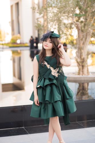 فستان أطفال زيتي