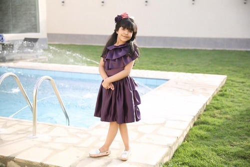 فستان أطفال باللون البنفسجي