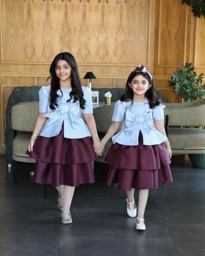 فستان بناتي فاخر بتدرج السماوي والعنابي