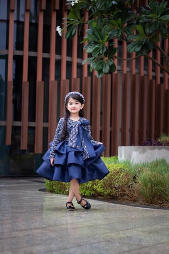 فستان من الشانيل الشتوي يتميز بأناقة استثنائية