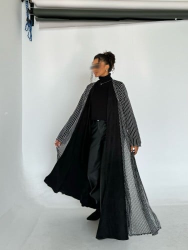 عباية قطعتين شبك كلوش