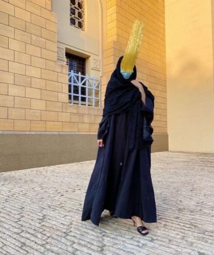 عباية حرير مغسول يباني مع طرحه تطريز يدوي