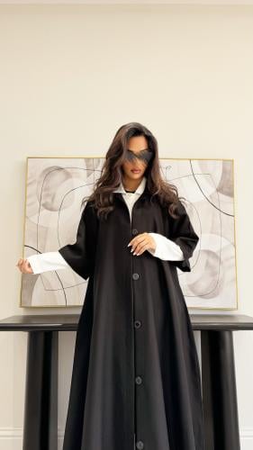 عباية كلوش كتان أسود وأبيض