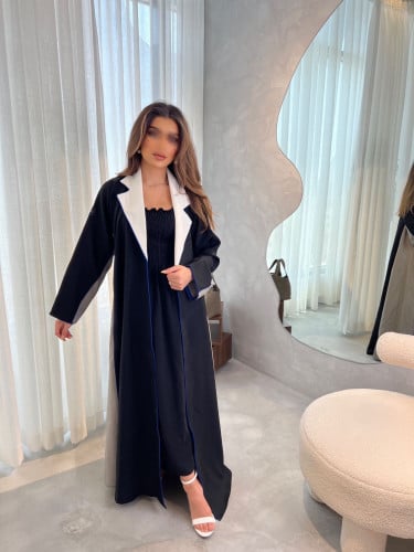 بليز اسود ابيض و رصاصي مع قيطان نيلي كلوش