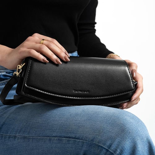 شنطة كاثرين لون اسود