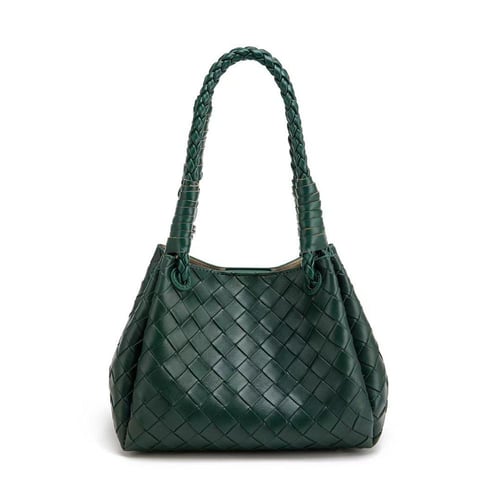 شنطة ميلا لون اخضر