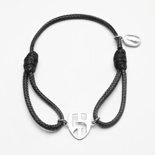 أسورة الهلال خيط أسود