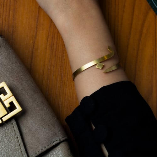 إسورة حرف الباء ( ب )