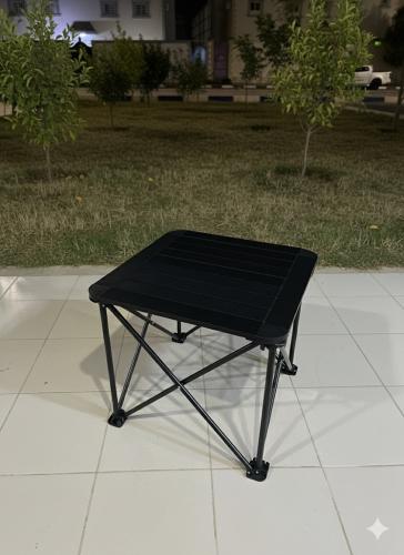 طاولة رحلات لون اسود