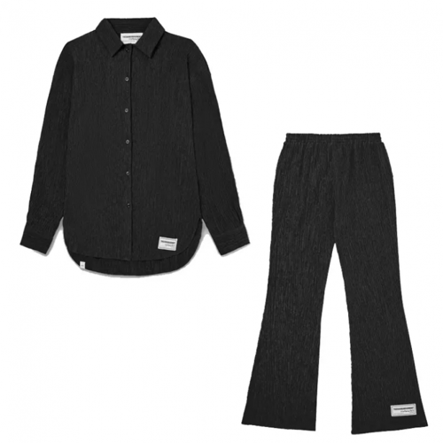 طقم نسائي ذا جڤنـج موڤــمنت