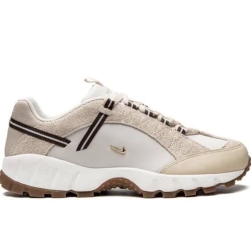 نـايك جـاكيموس