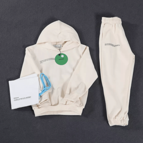 اطقم اطفال هودي ماركة بنقايا