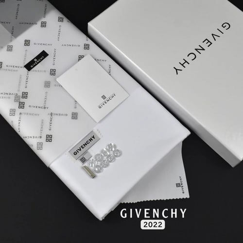 قماش جيفنشي صيفي 2022