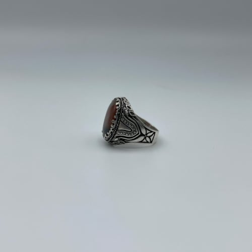 خاتم فضة رجالي متوج بالعقيق اليمني عيار 925 (بكيلي...