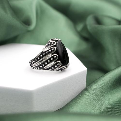 خاتم فضة رجالي عيار 925 بحجر الأونيكس الأسود الفاخ...