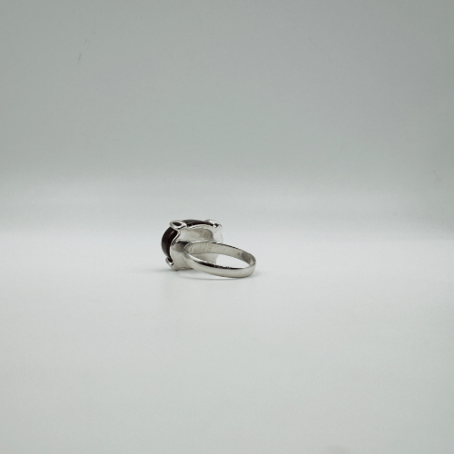 خاتم ملكي فضة عيار 925 مرصع بعقيق برازيلي كرزي بتص...