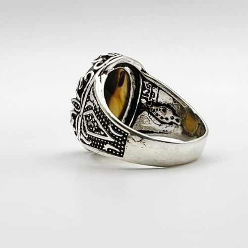 خاتم عقيق يماني فضة 925 نجراني (بكيلي) بإطار مزخرف...