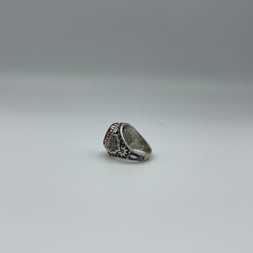 خاتم فضة رجالي متوج بالعقيق اليمني عيار 925 (بكيلي...