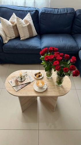 طاولة رخام ترفنتينو بيضوي