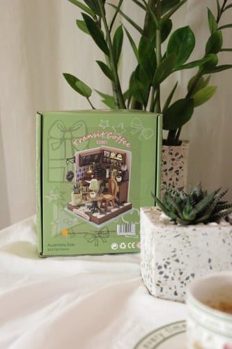 هدية حية حوراء