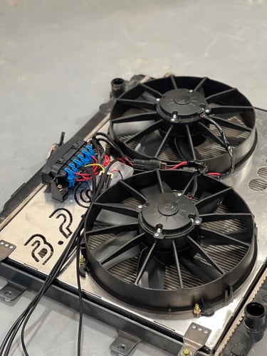 بكج مراوح هايلكس تايلندية 06/15