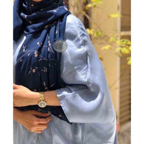 طرحة بوال لون كحلي بتطريز بكامل الطرحة غصن وورود