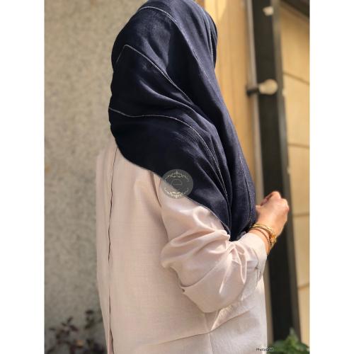 طرحة لنن لون كحلي بتطريز ناعم بطول الطرحة