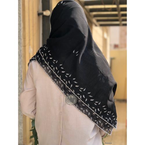 طرحة بوال لون أسود بتطريز ذهبي طبقة واحدة عرض (١٠٨...