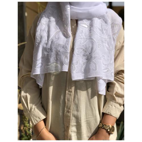 طرحة بوال ابيض ملكي