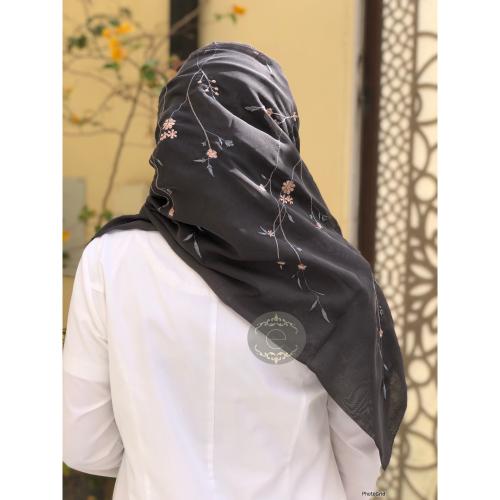 طرحة بوال بتطريز بكامل الطرحة غصن وورود