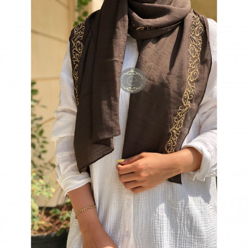 طرحة لنن لون بني بتطريز انيق بطول الطرحة