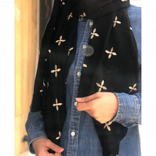 طرحة ليزر لون اسود مع تطريز كامل