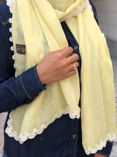 طرحة بوال لون ليموني بشريط انيق