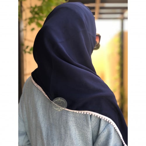 طرحه بوال لون كحلي مع شريط لؤلؤ بطول الطرحه