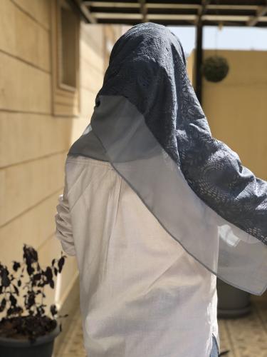 طرحة بوال لون رمادي طبقة وحدة مع دانتيل رمادي بطول...