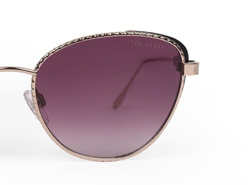 تيد بيكر - LAELA1733