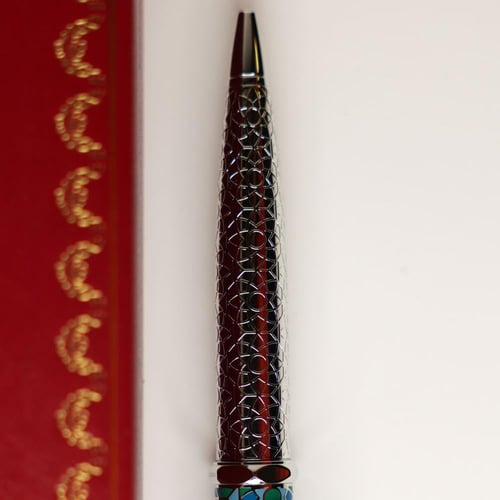 قلم كارتير مشجر تيفاني فصّ اخضر