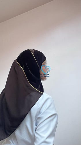 طرحة شتوية مخملية كراميل