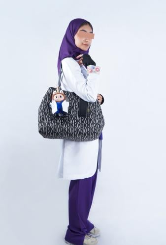 طرحه طبية لون بنفسجي