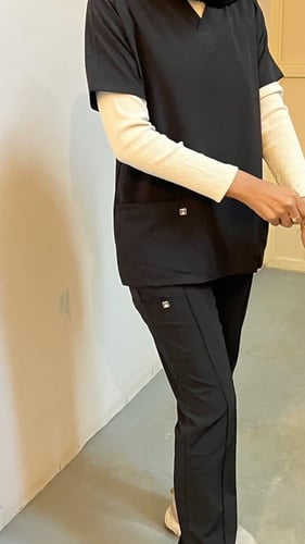 ميفن سكراب طبي ميفن نسائي طقم كامل لون اسود