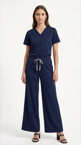 طقم سكراب ب قصه واسعة لون كحلي | Navy