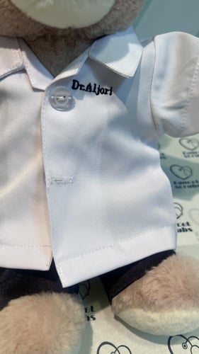 دبدوب طبيب مخصص مع زي طبي 3 قطع طقم سكراب بلوزه و...