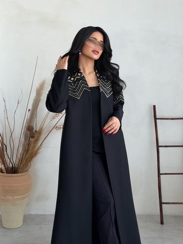 بليزر ( تيجان ) بليزر كريب واقف مع تطريز وشك