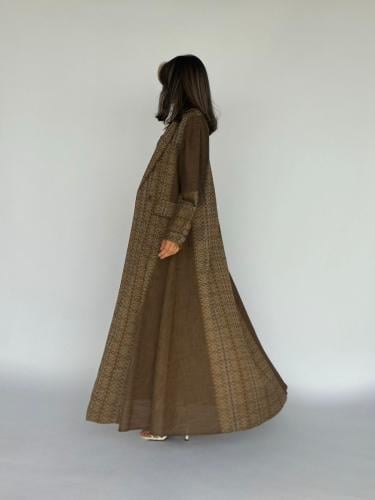 عباية ( الدانه لون بني ) لينن بقصة رسميه