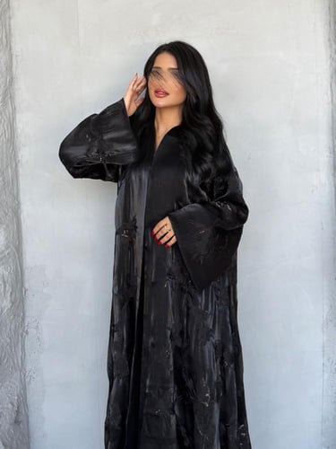عباية ( مايا ) اورقنزا مع تطريز وشك