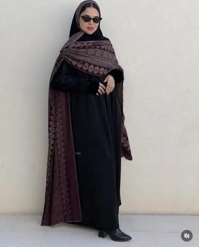 (Ashwaq) Abaya, suede with cashmere and velvet sleeves
